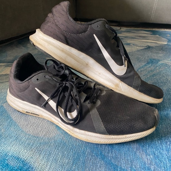 Nike Sneakers - black & white - Picture 4 of 4